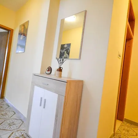 Jutta Apartment