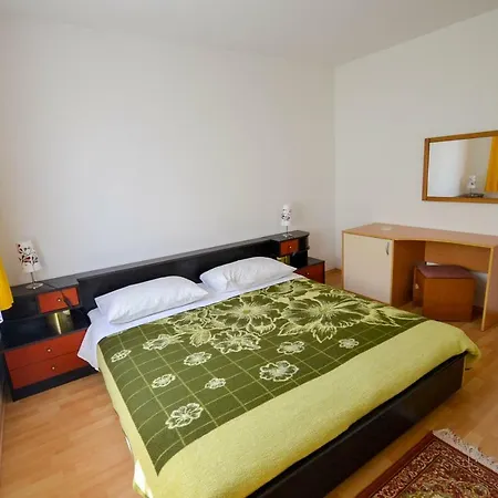 Jutta * Novigrad Istria