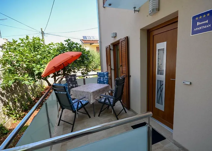 Jutta Διαμέρισμα Novigrad Istria